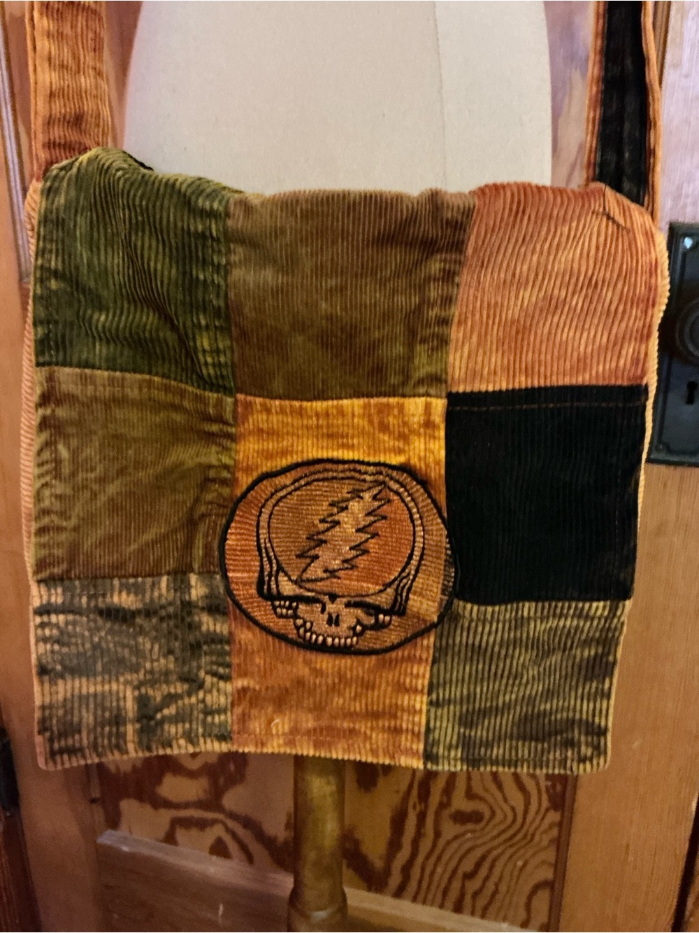 Grateful Dead Stealie Corduroy Patchwork Crossbody Bag Hippie Festival Tote - Picture 2 of 10